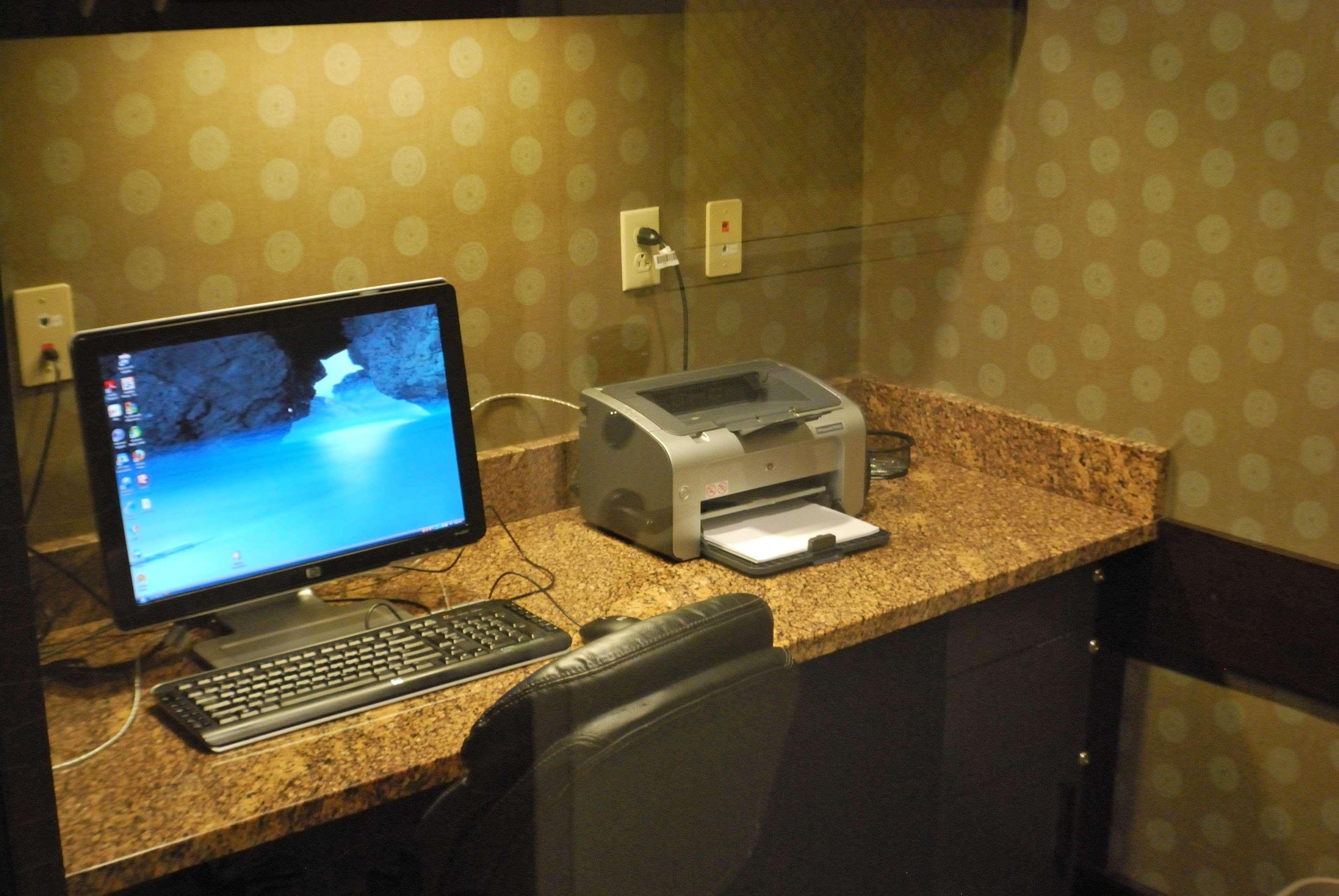 Hampton Inn & Suites Nashville At Opryland Съоръжения снимка