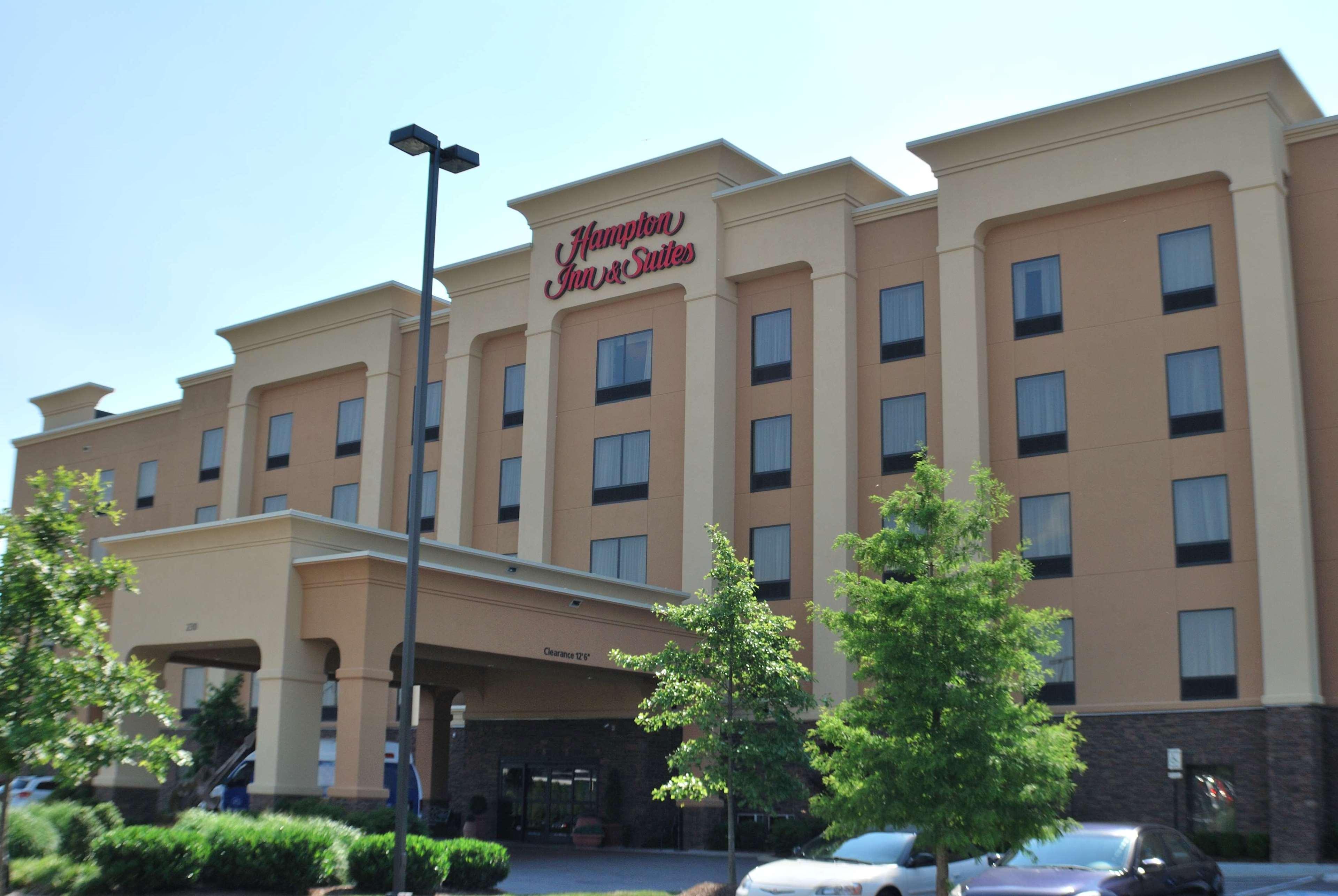 Hampton Inn & Suites Nashville At Opryland Екстериор снимка